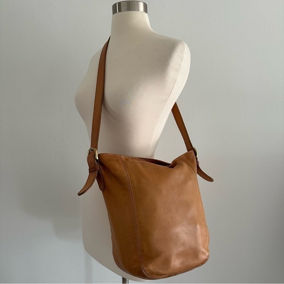 Coach Handbags - Rare Vintage Coach Bag Camel Brown Leather
